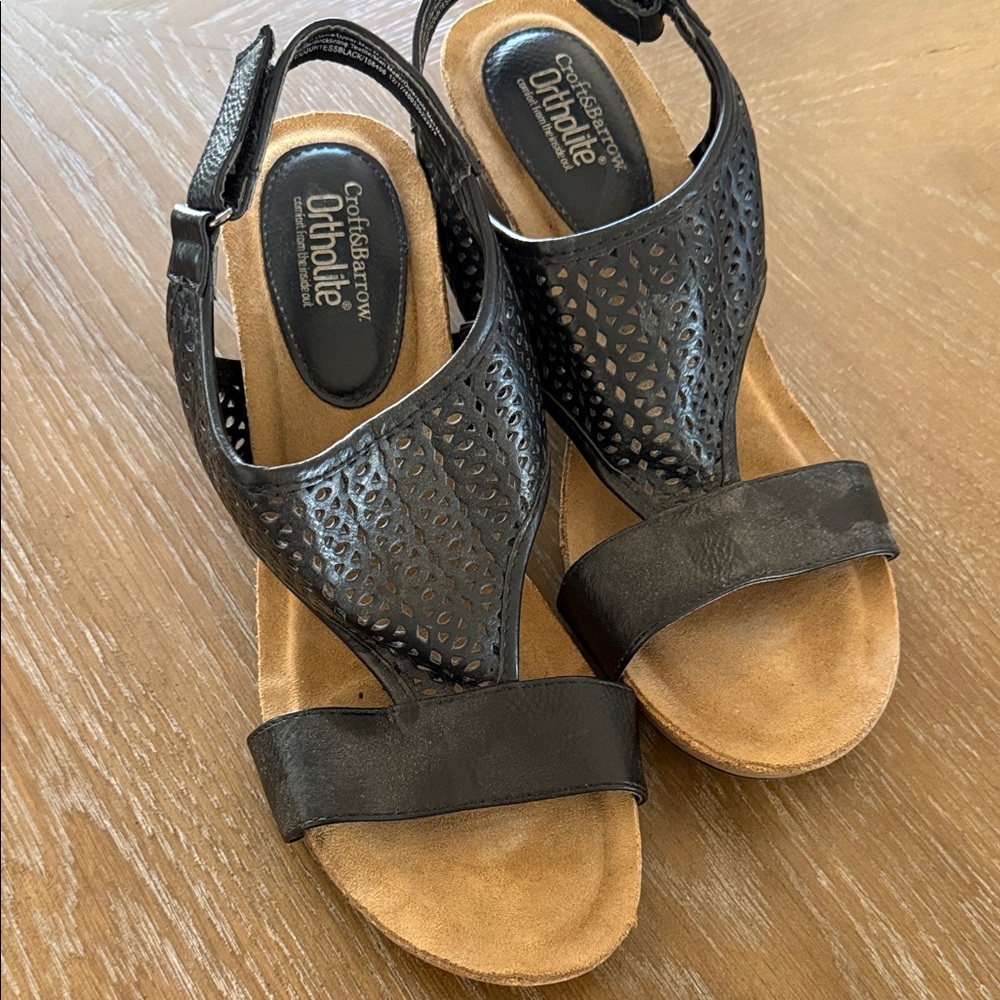croft & barrow Black Perforated Slingback wedge Sandals with cushioned Footbed